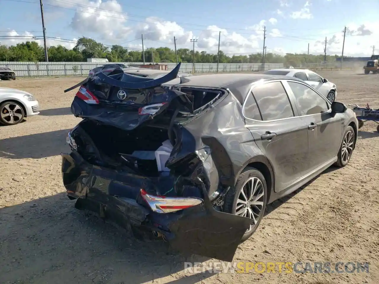 4 Photograph of a damaged car 4T1G11AK3LU509977 TOYOTA CAMRY 2020