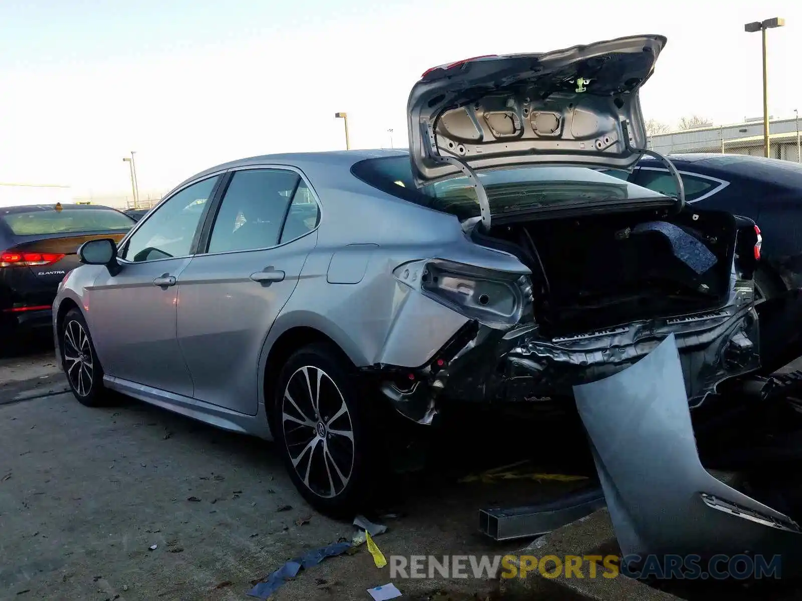 3 Photograph of a damaged car 4T1G11AK3LU865149 TOYOTA CAMRY 2020