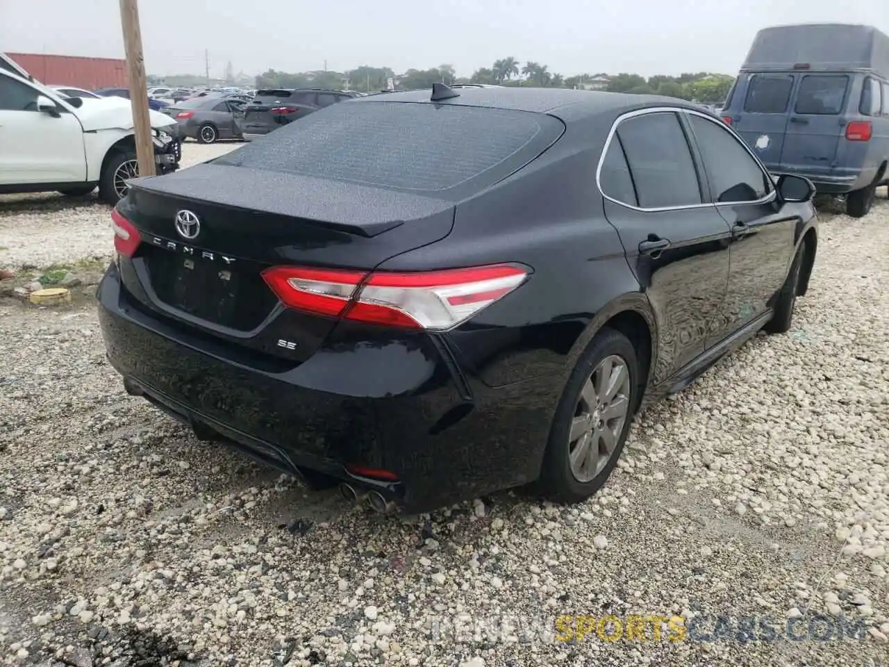 4 Photograph of a damaged car 4T1G11AK3LU871937 TOYOTA CAMRY 2020