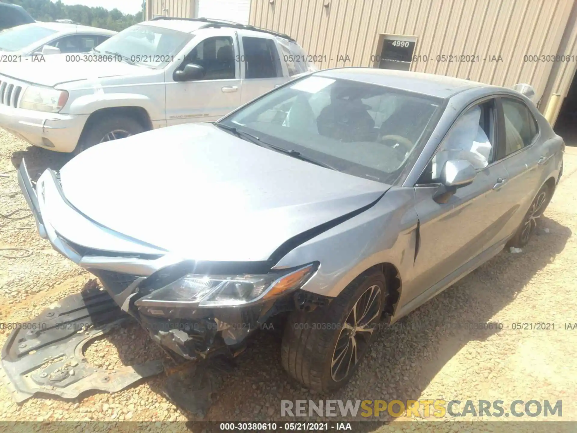 2 Photograph of a damaged car 4T1G11AK3LU872165 TOYOTA CAMRY 2020