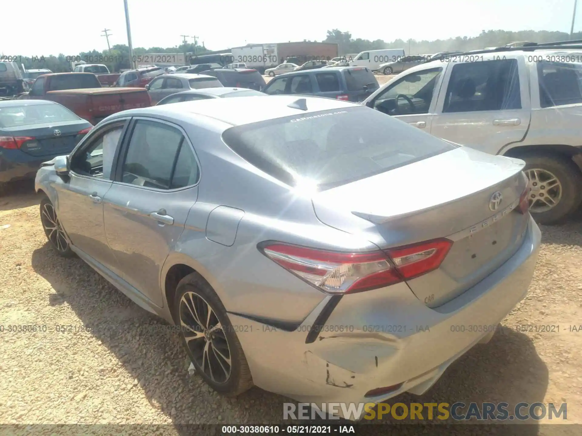 3 Photograph of a damaged car 4T1G11AK3LU872165 TOYOTA CAMRY 2020