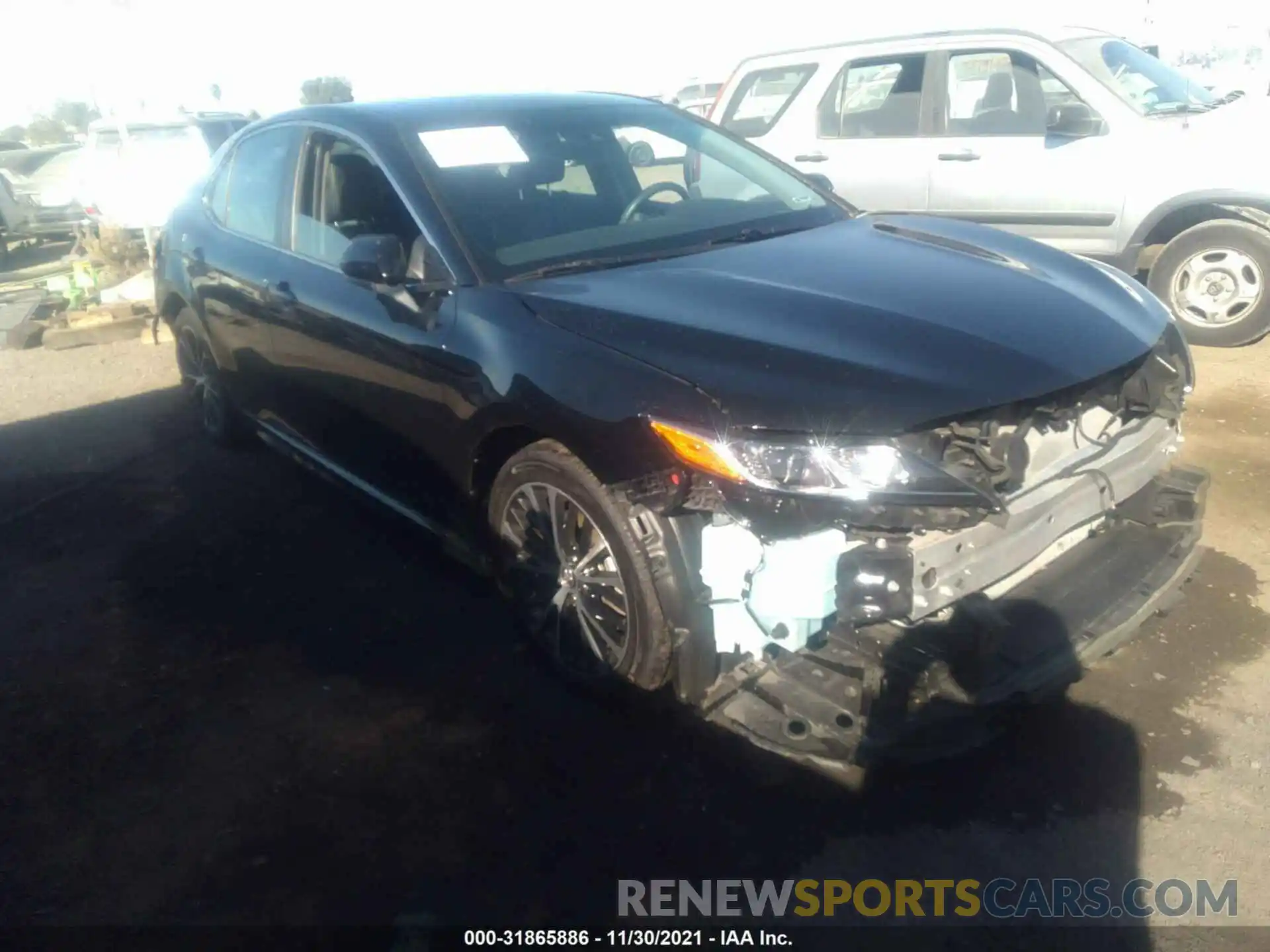 1 Photograph of a damaged car 4T1G11AK3LU872585 TOYOTA CAMRY 2020