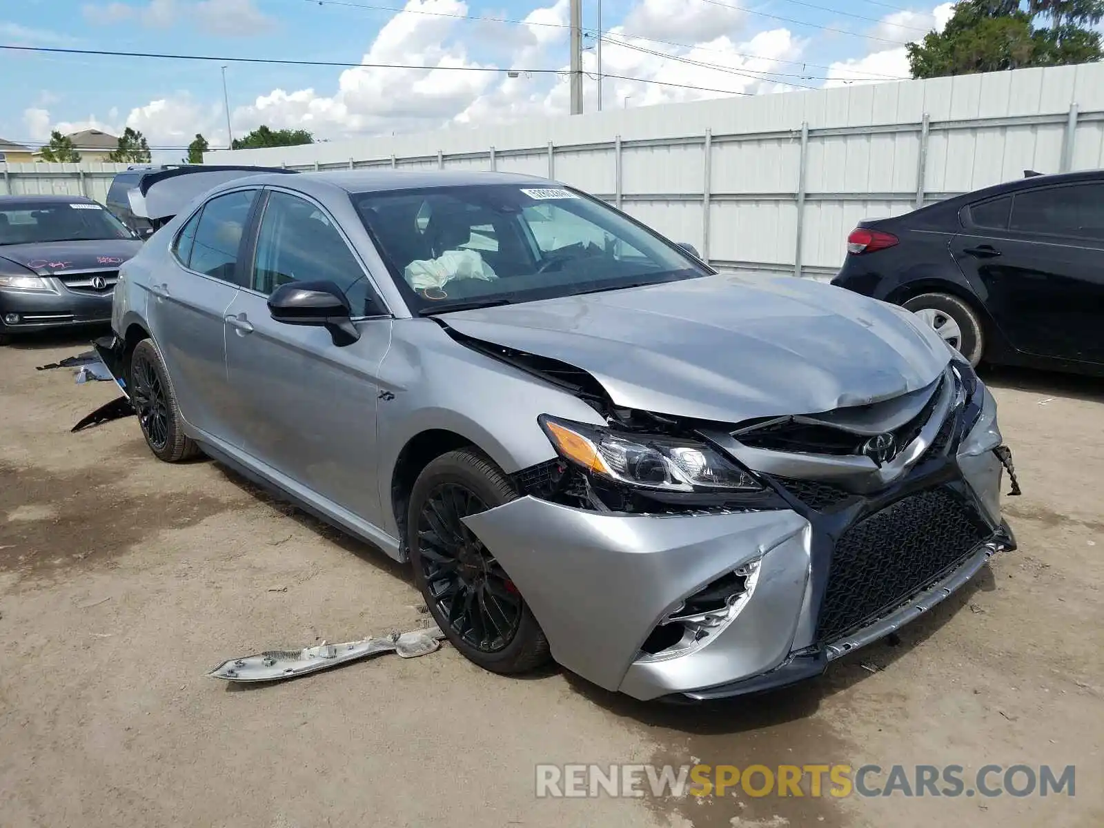 1 Photograph of a damaged car 4T1G11AK3LU876104 TOYOTA CAMRY 2020