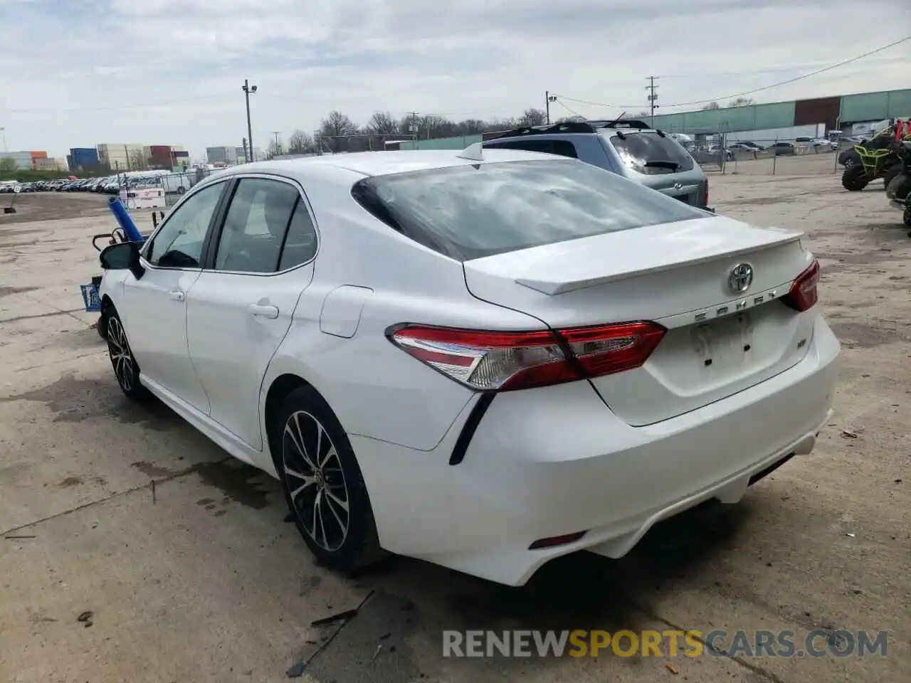 3 Photograph of a damaged car 4T1G11AK3LU879004 TOYOTA CAMRY 2020