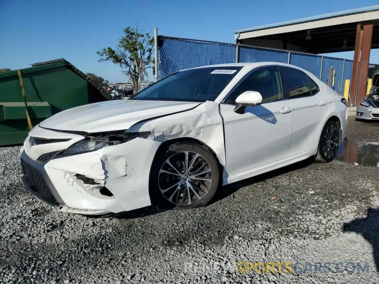 1 Photograph of a damaged car 4T1G11AK3LU890231 TOYOTA CAMRY 2020
