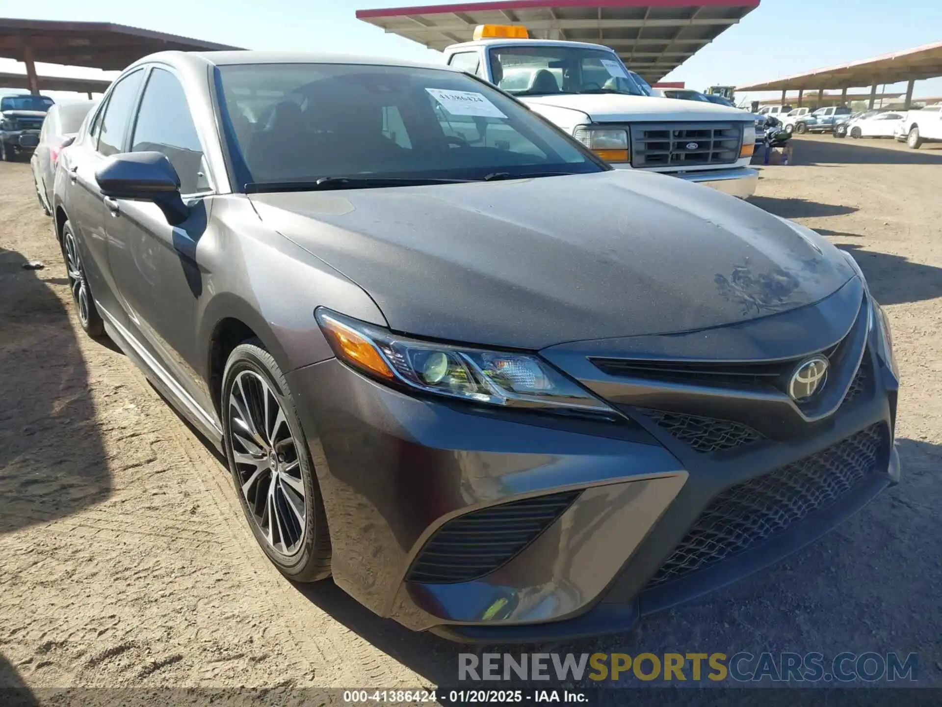 1 Photograph of a damaged car 4T1G11AK3LU896613 TOYOTA CAMRY 2020