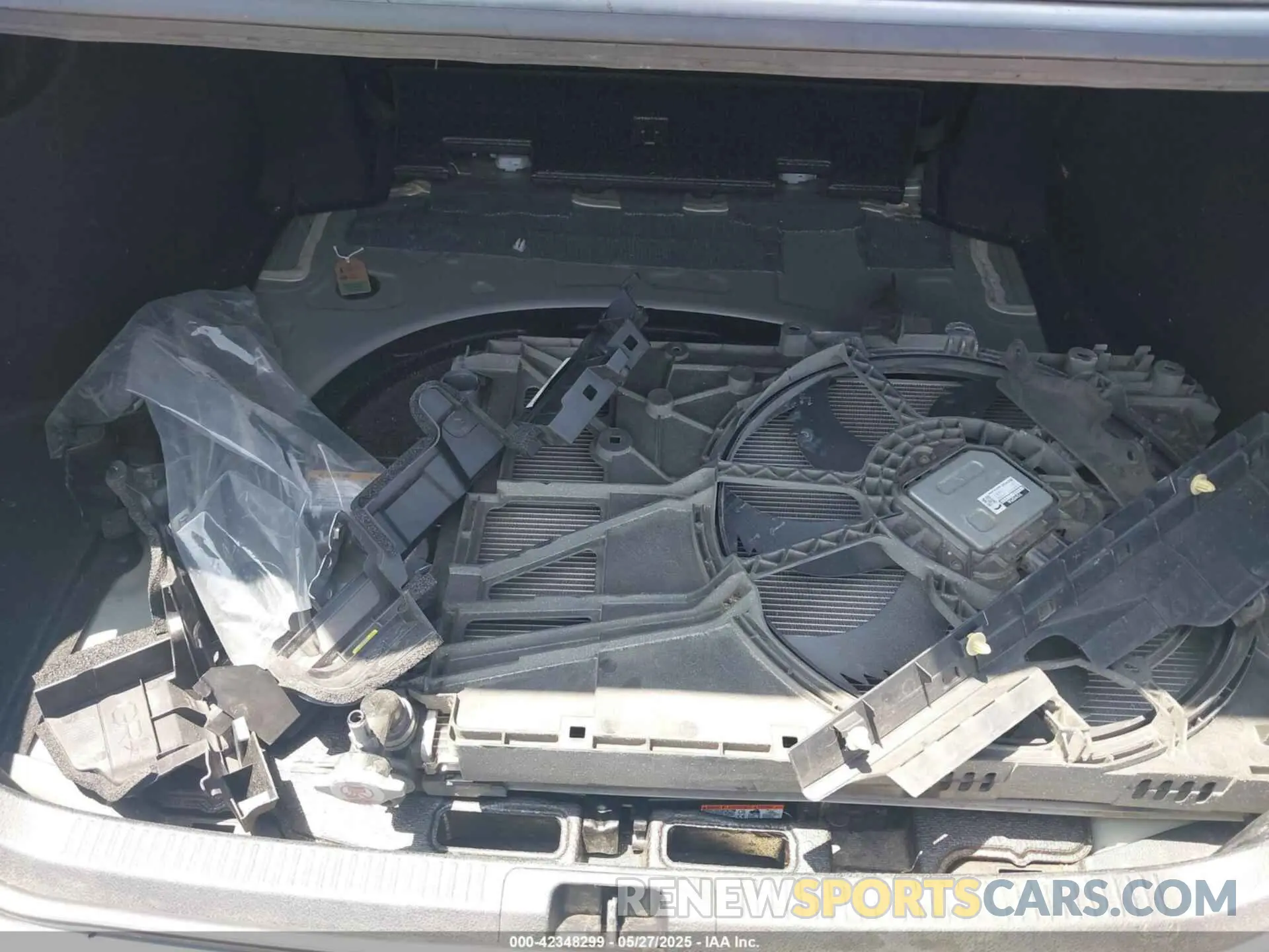 18 Photograph of a damaged car 4T1G11AK3LU898040 TOYOTA CAMRY 2020