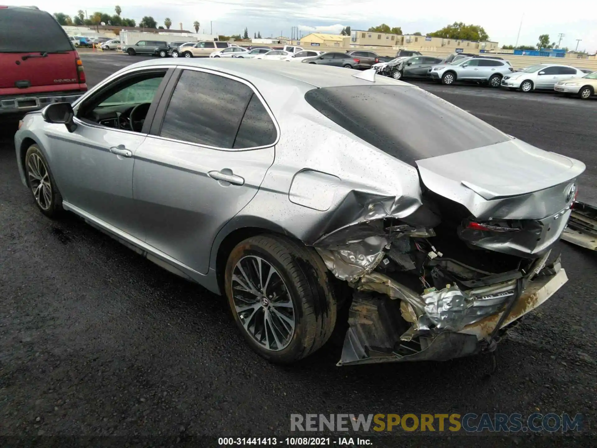 3 Photograph of a damaged car 4T1G11AK3LU908968 TOYOTA CAMRY 2020