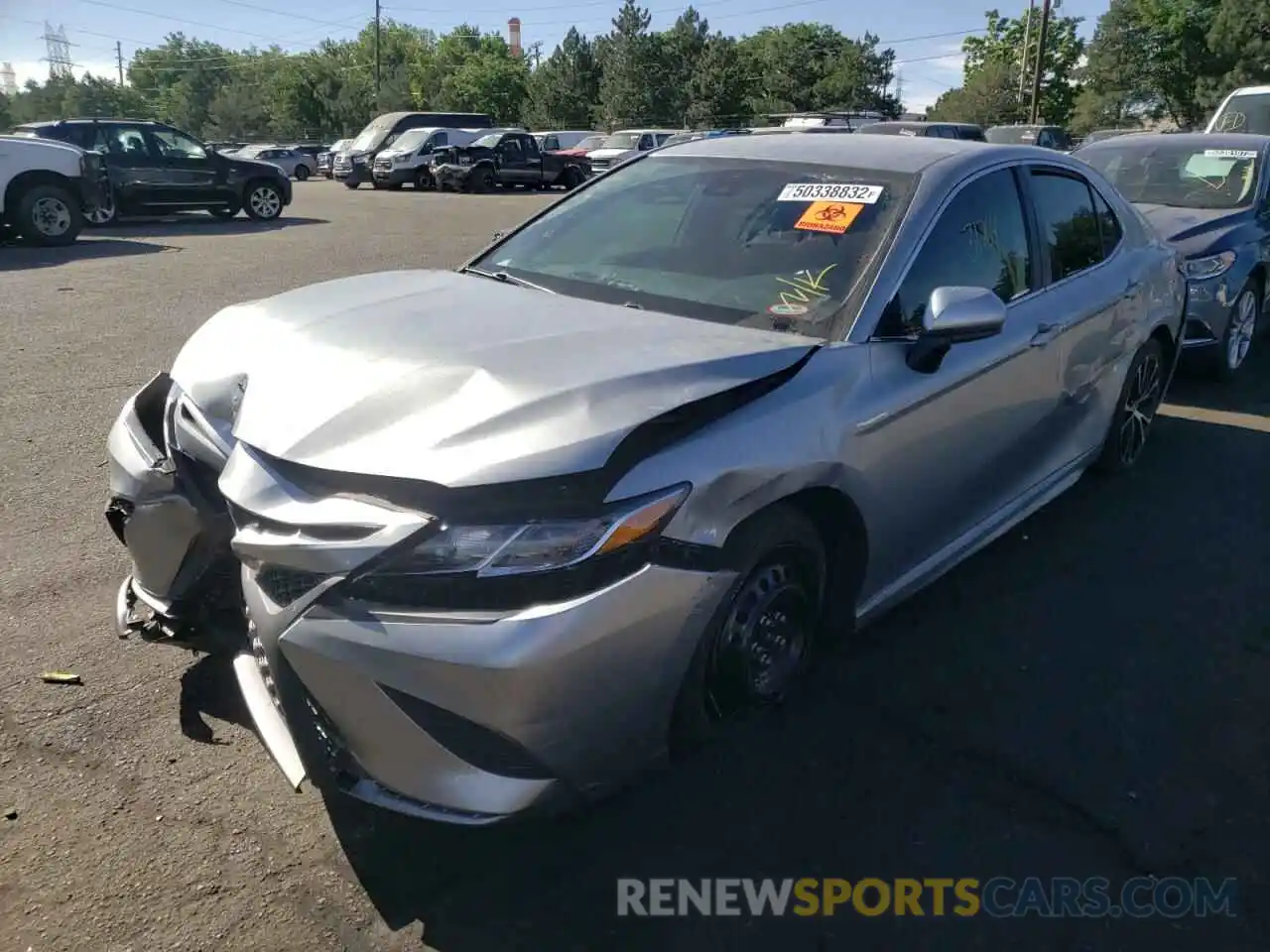 2 Photograph of a damaged car 4T1G11AK3LU918478 TOYOTA CAMRY 2020