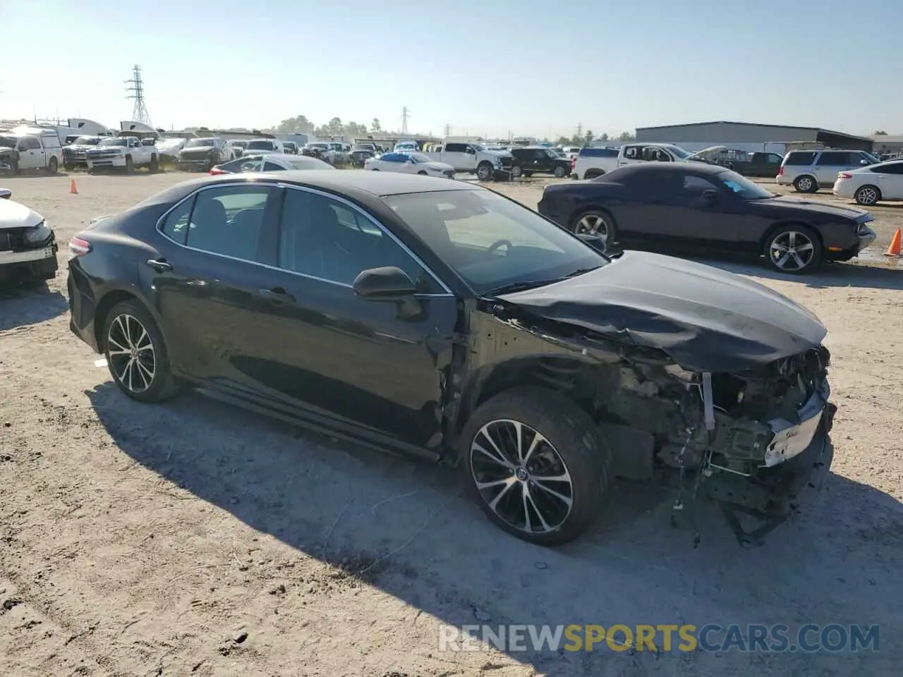 4 Photograph of a damaged car 4T1G11AK3LU920831 TOYOTA CAMRY 2020