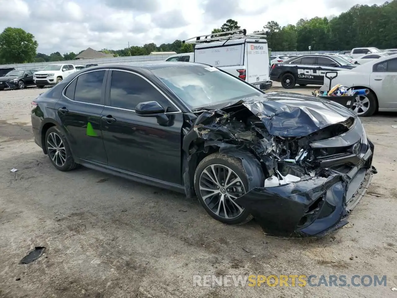 4 Photograph of a damaged car 4T1G11AK3LU924006 TOYOTA CAMRY 2020