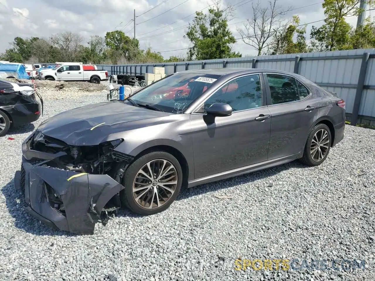 1 Photograph of a damaged car 4T1G11AK3LU927102 TOYOTA CAMRY 2020