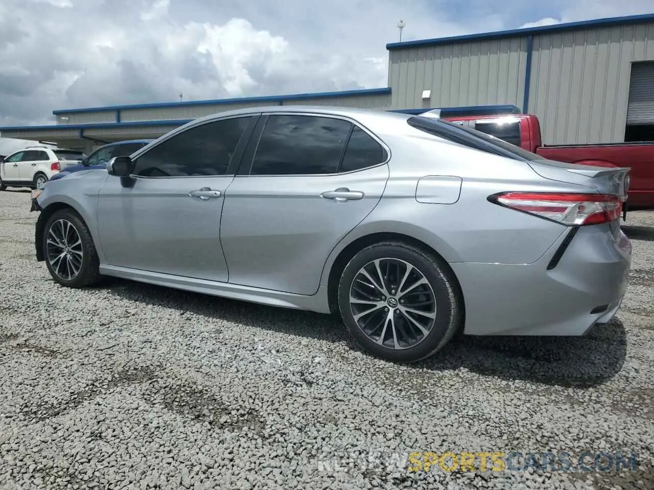 2 Photograph of a damaged car 4T1G11AK3LU928461 TOYOTA CAMRY 2020