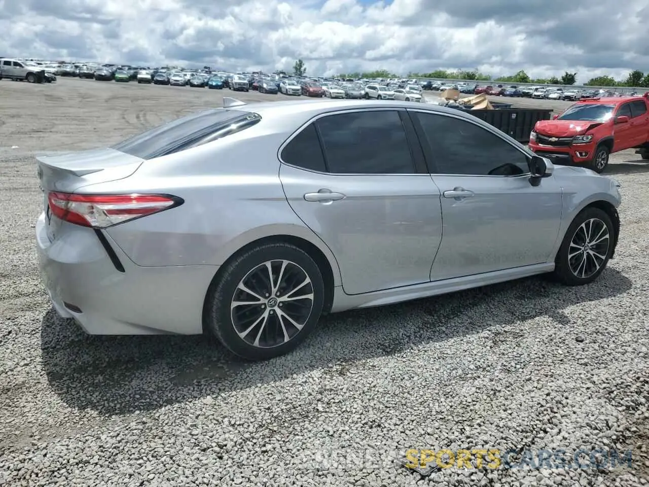 3 Photograph of a damaged car 4T1G11AK3LU928461 TOYOTA CAMRY 2020