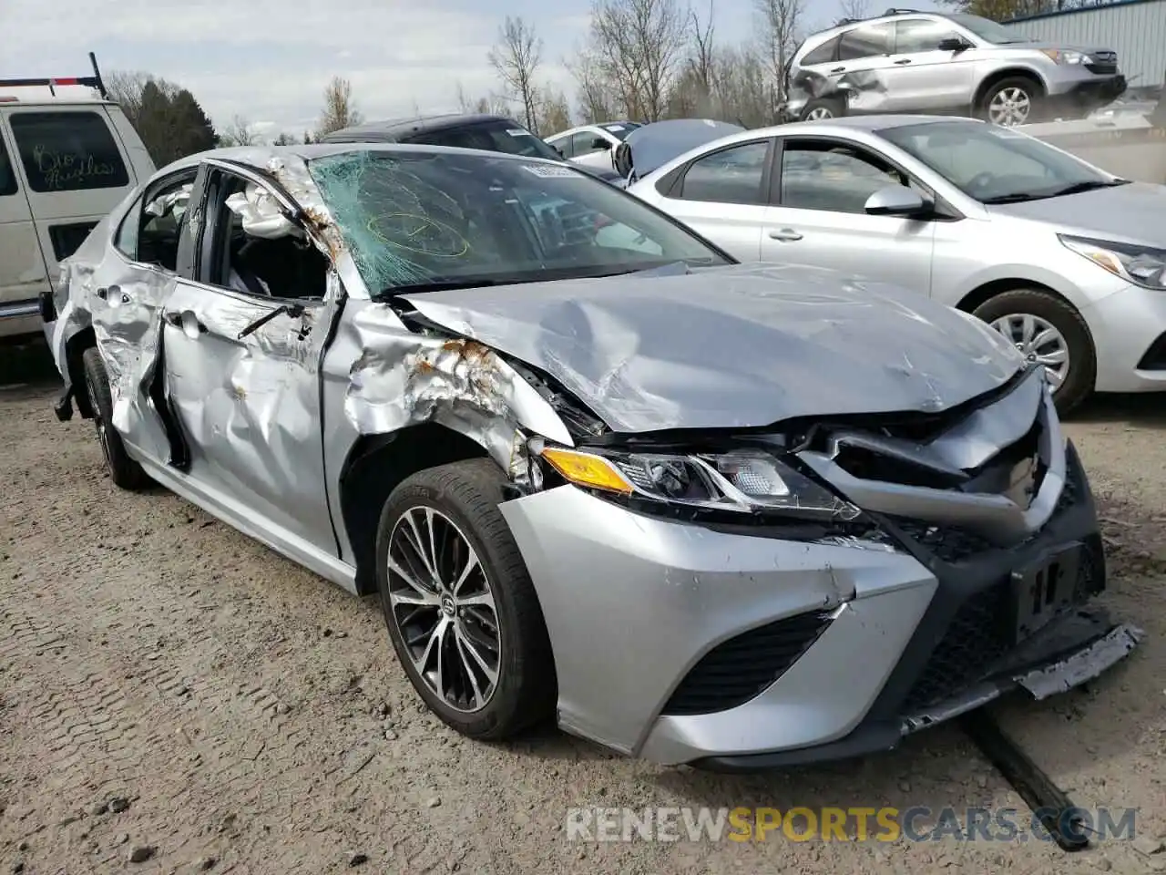 1 Photograph of a damaged car 4T1G11AK3LU931554 TOYOTA CAMRY 2020