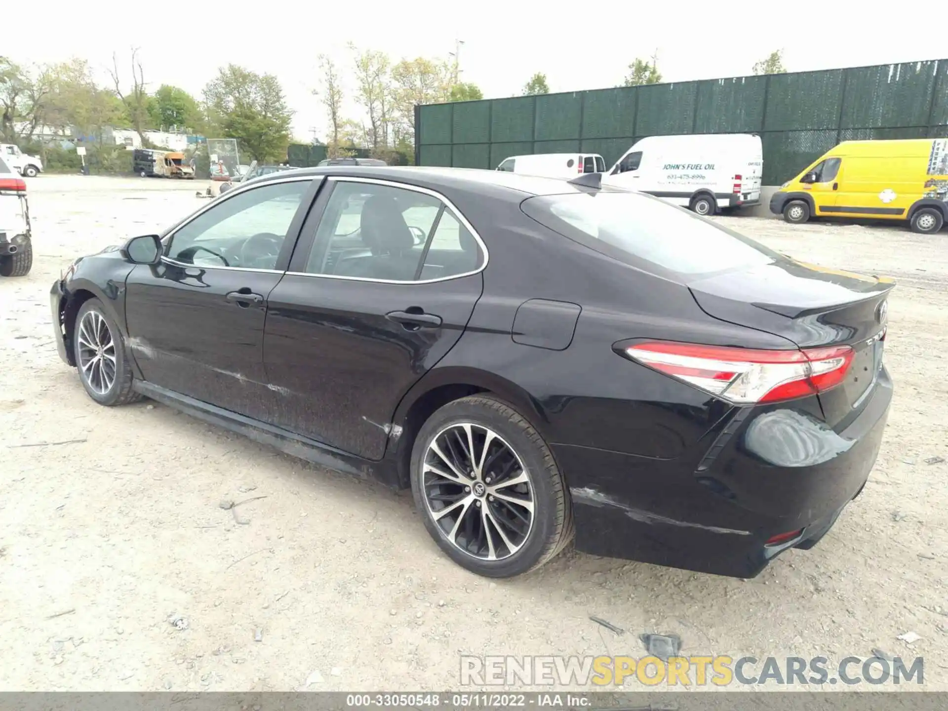 3 Photograph of a damaged car 4T1G11AK3LU934910 TOYOTA CAMRY 2020