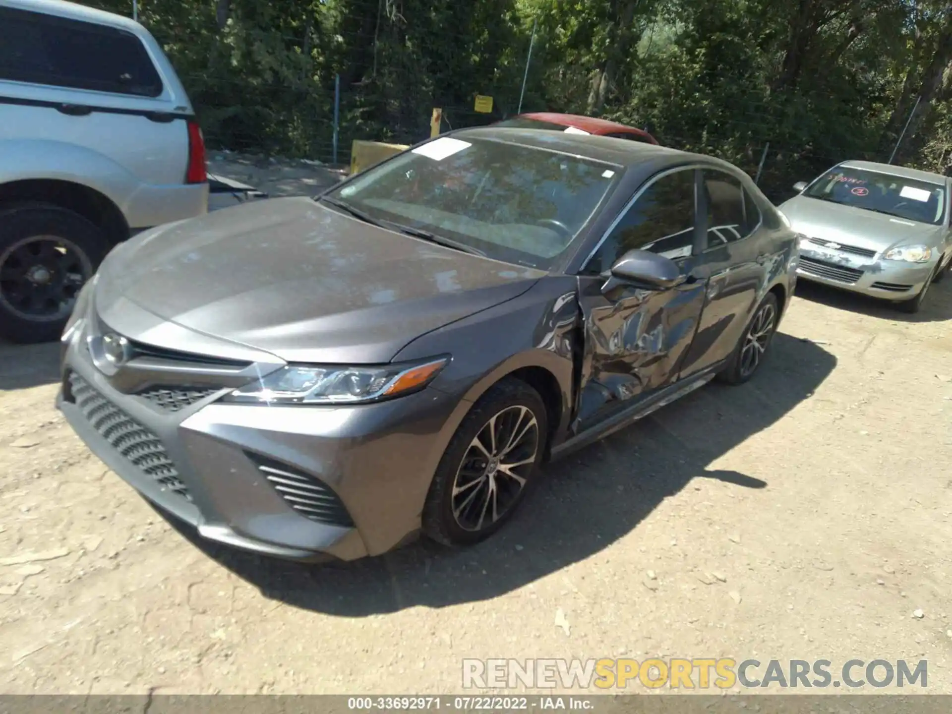 2 Photograph of a damaged car 4T1G11AK3LU940044 TOYOTA CAMRY 2020