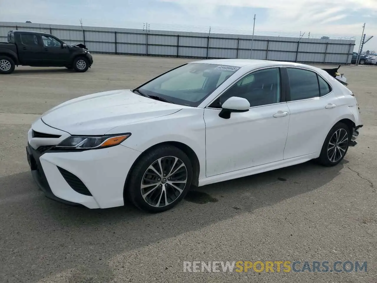 1 Photograph of a damaged car 4T1G11AK3LU942831 TOYOTA CAMRY 2020