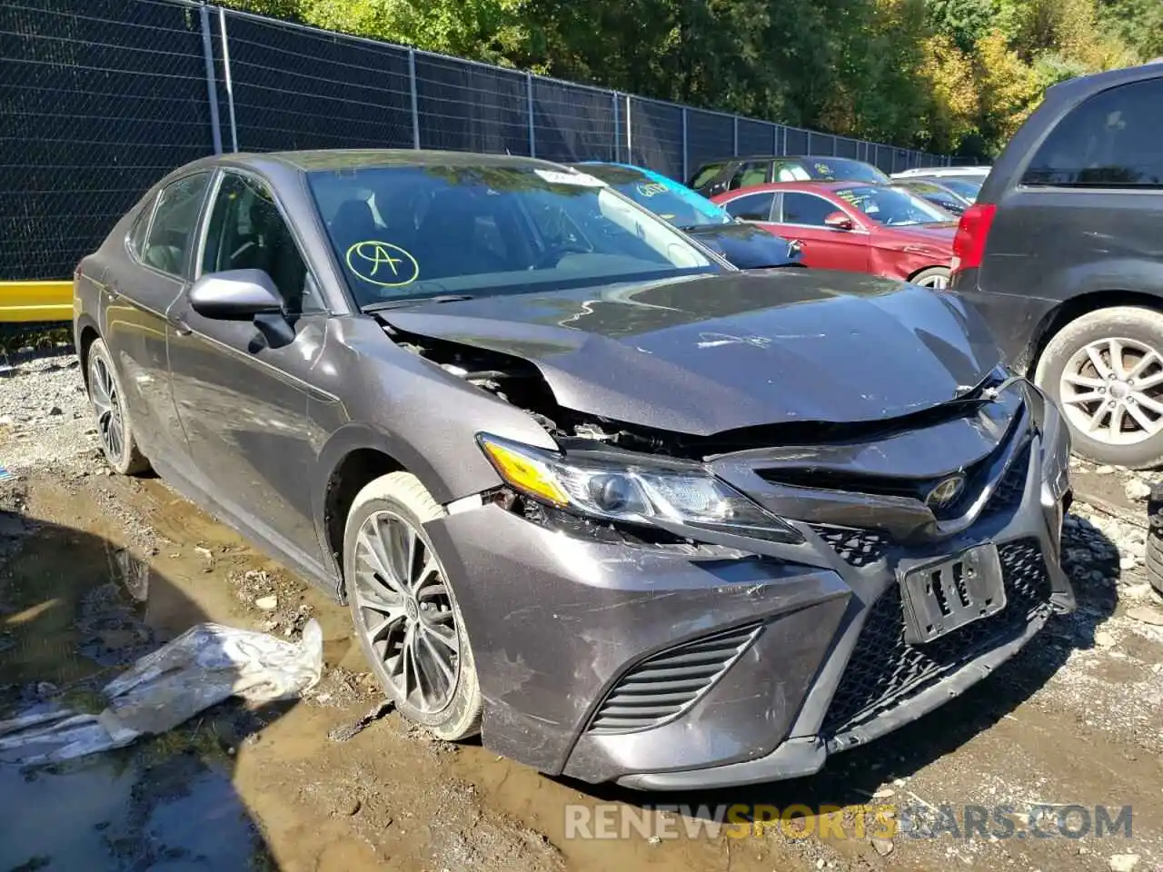 1 Photograph of a damaged car 4T1G11AK3LU949407 TOYOTA CAMRY 2020