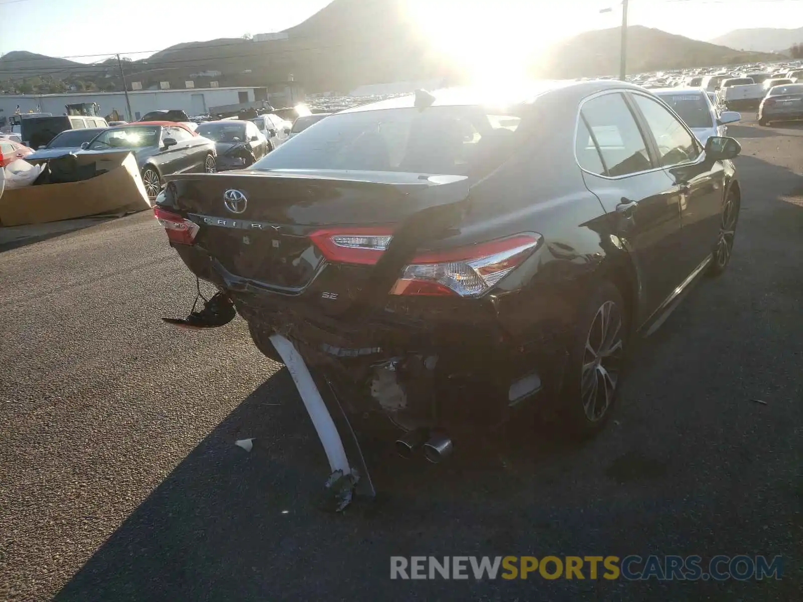 4 Photograph of a damaged car 4T1G11AK3LU952808 TOYOTA CAMRY 2020