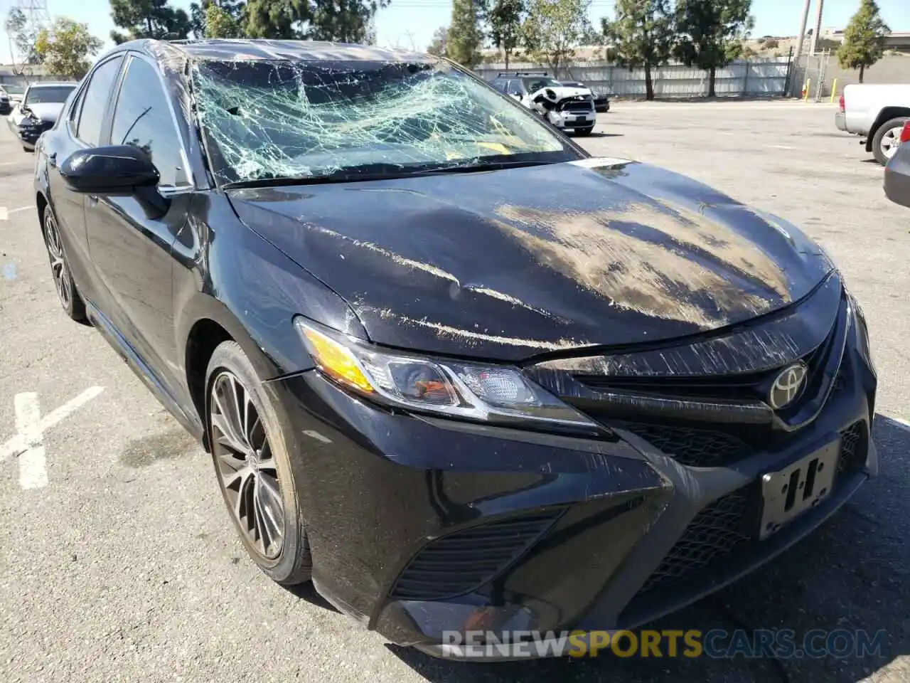 1 Photograph of a damaged car 4T1G11AK3LU954025 TOYOTA CAMRY 2020