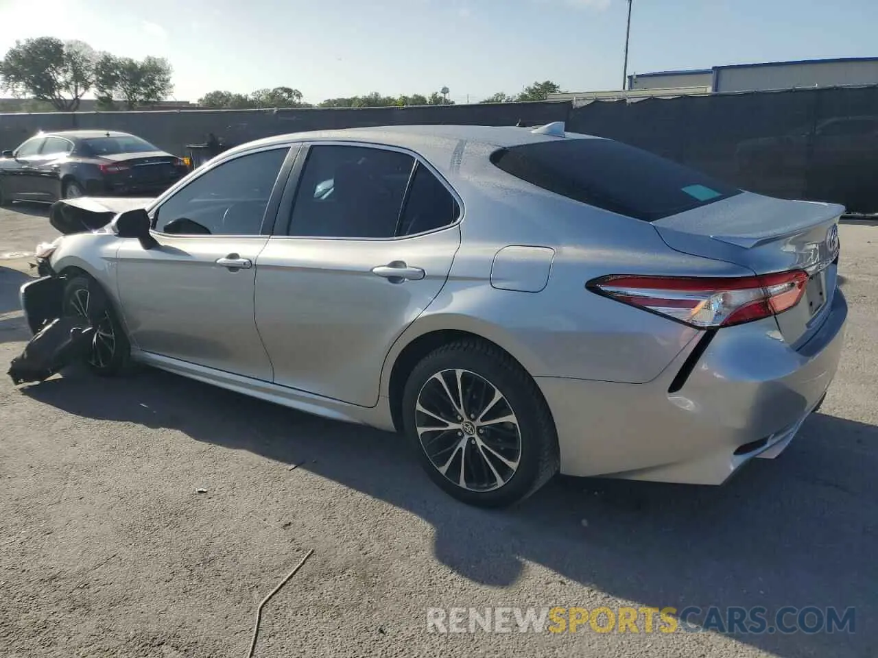 2 Photograph of a damaged car 4T1G11AK3LU955465 TOYOTA CAMRY 2020