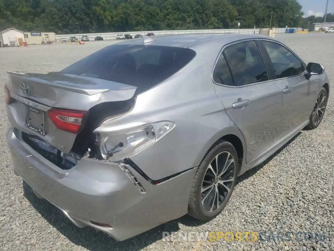 4 Photograph of a damaged car 4T1G11AK3LU957393 TOYOTA CAMRY 2020