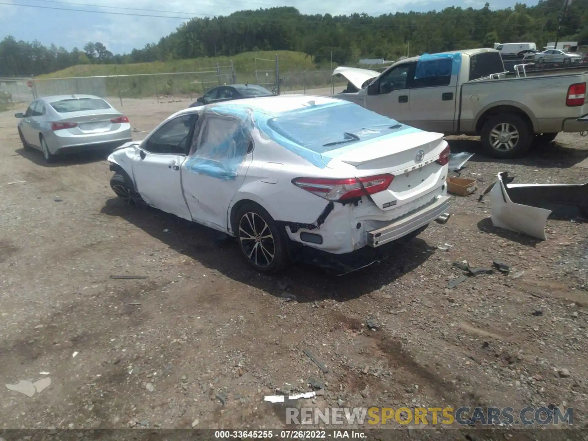 3 Photograph of a damaged car 4T1G11AK3LU963744 TOYOTA CAMRY 2020