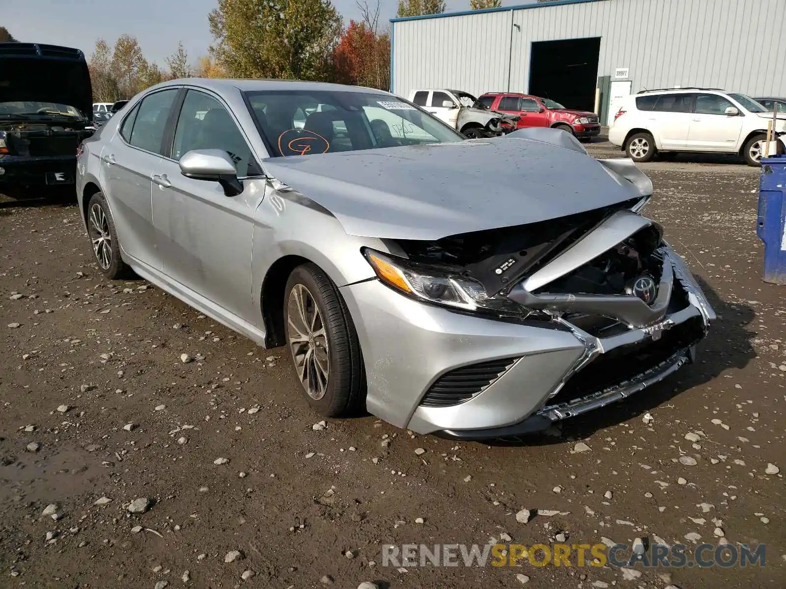 1 Photograph of a damaged car 4T1G11AK3LU970774 TOYOTA CAMRY 2020