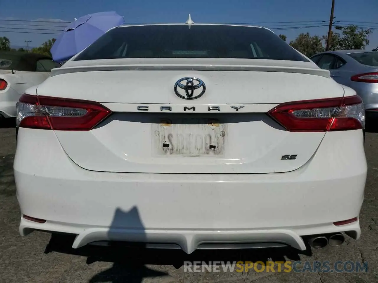 6 Photograph of a damaged car 4T1G11AK3LU976297 TOYOTA CAMRY 2020