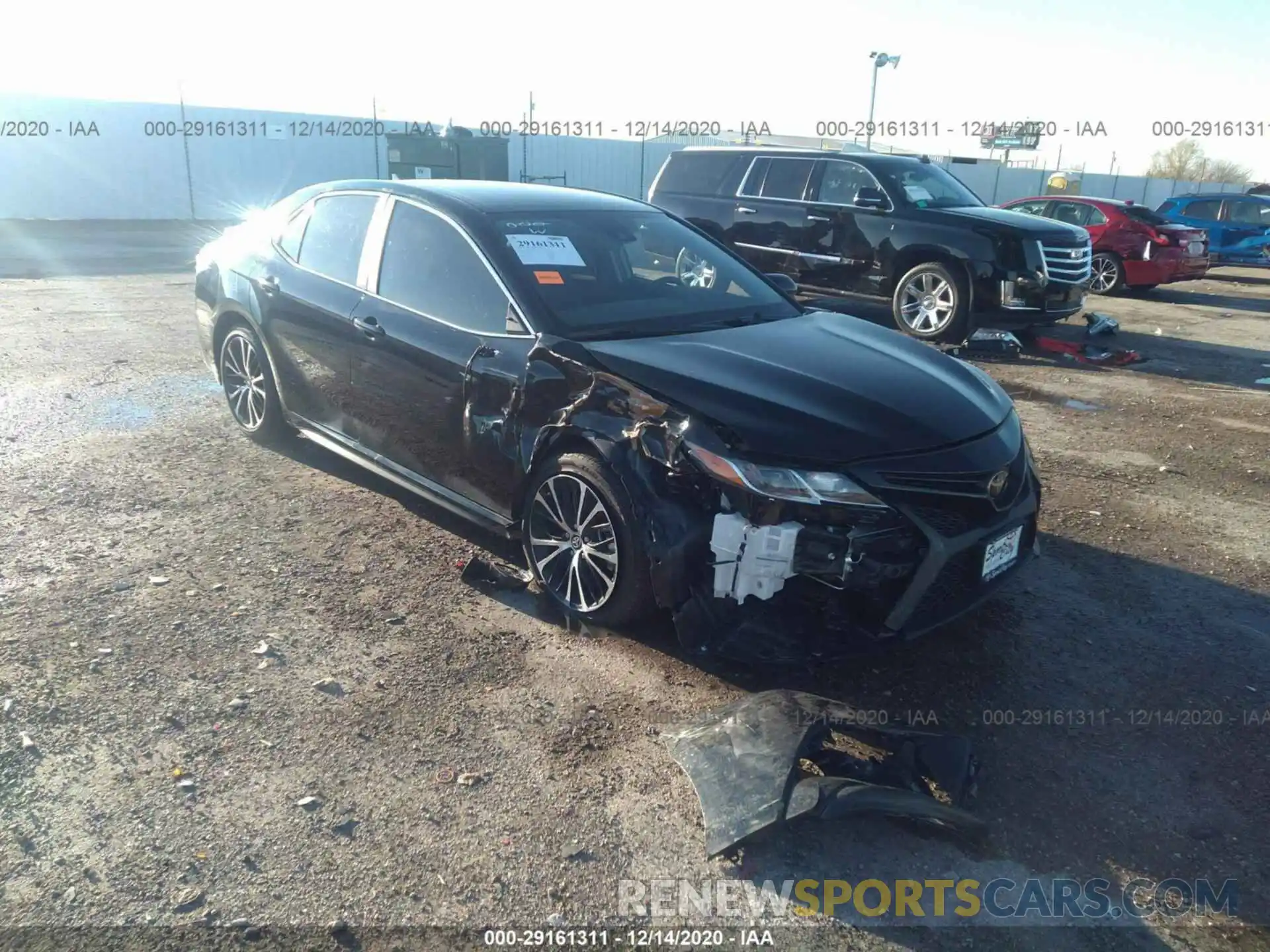 1 Photograph of a damaged car 4T1G11AK3LU999563 TOYOTA CAMRY 2020