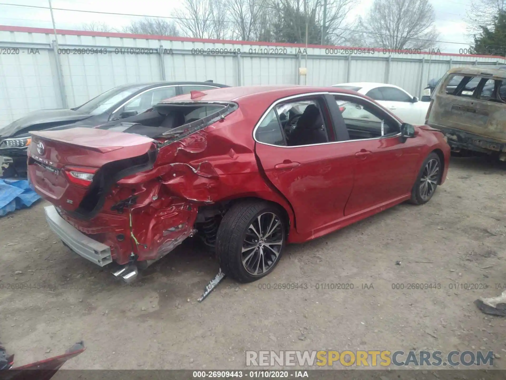 4 Photograph of a damaged car 4T1G11AK4LU301400 TOYOTA CAMRY 2020