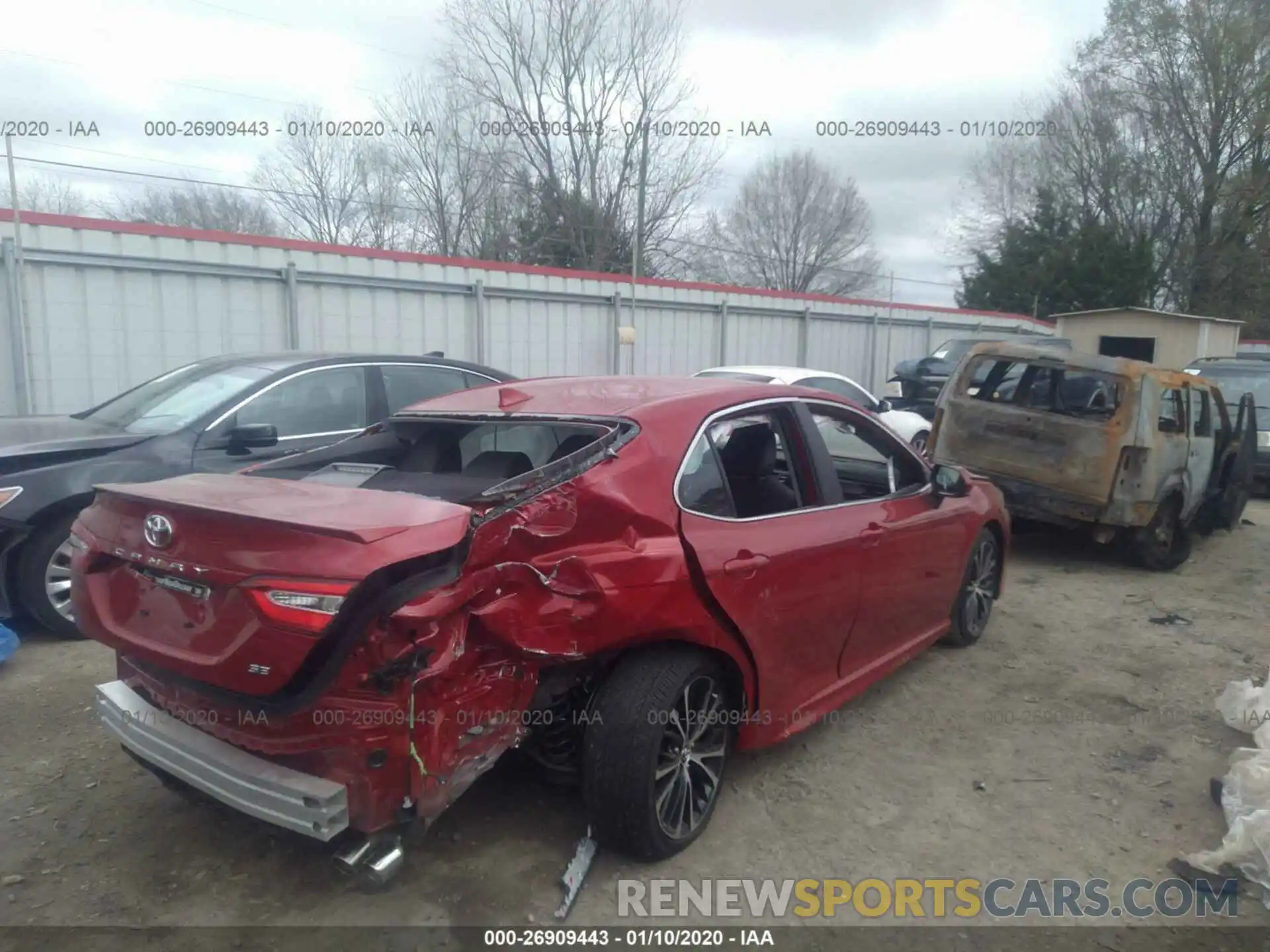 6 Photograph of a damaged car 4T1G11AK4LU301400 TOYOTA CAMRY 2020