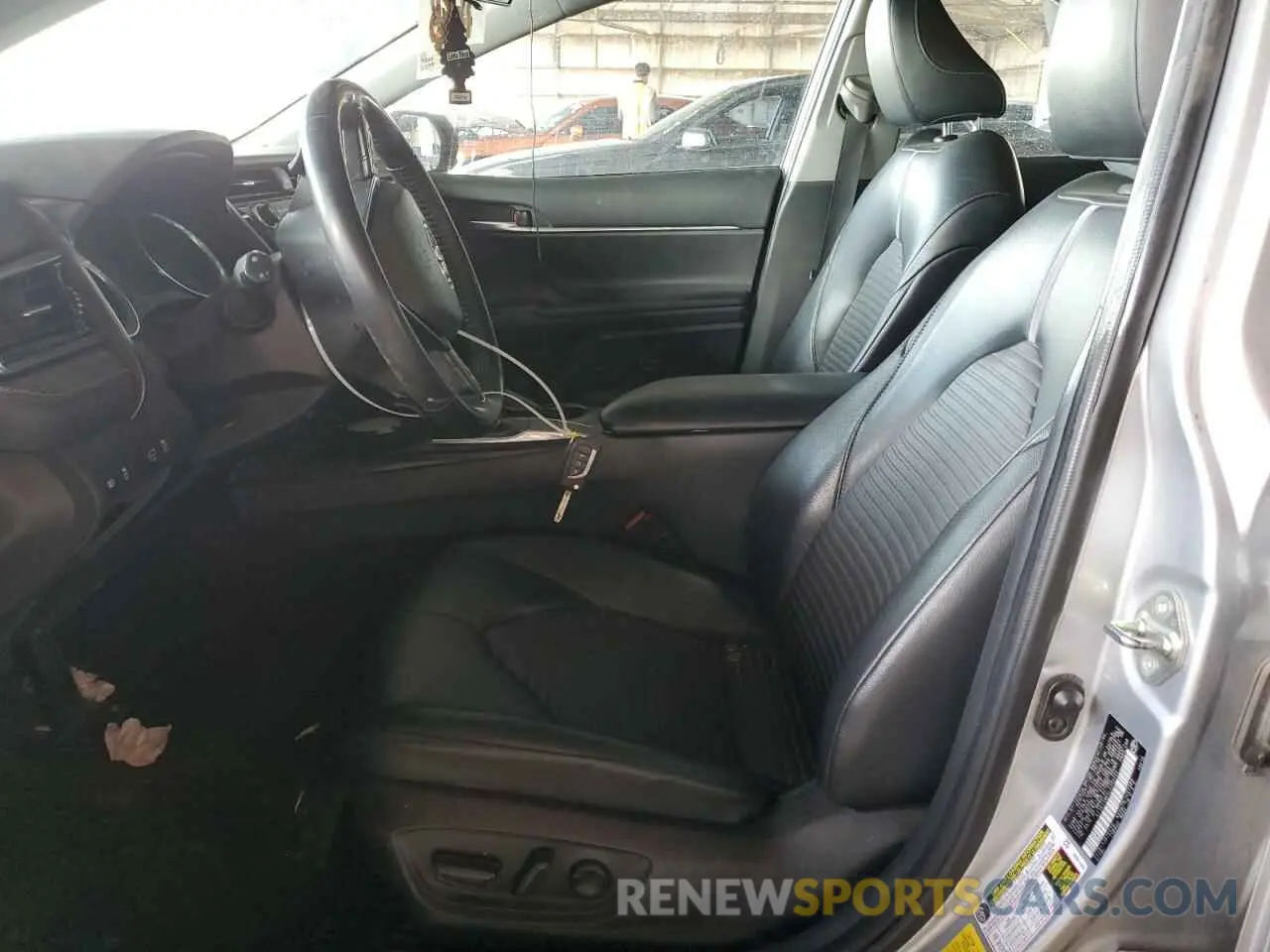 7 Photograph of a damaged car 4T1G11AK4LU302224 TOYOTA CAMRY 2020
