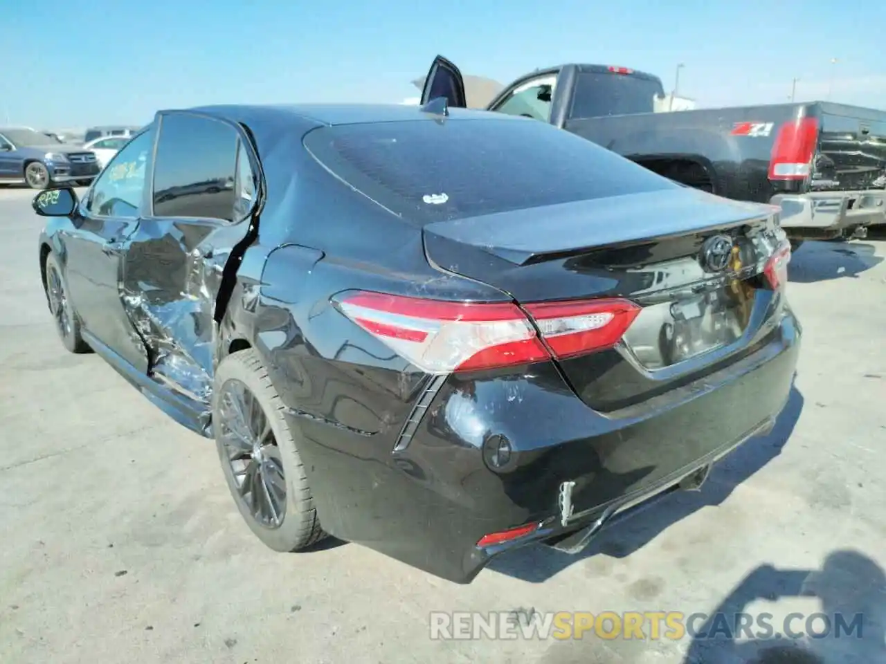 3 Photograph of a damaged car 4T1G11AK4LU305057 TOYOTA CAMRY 2020