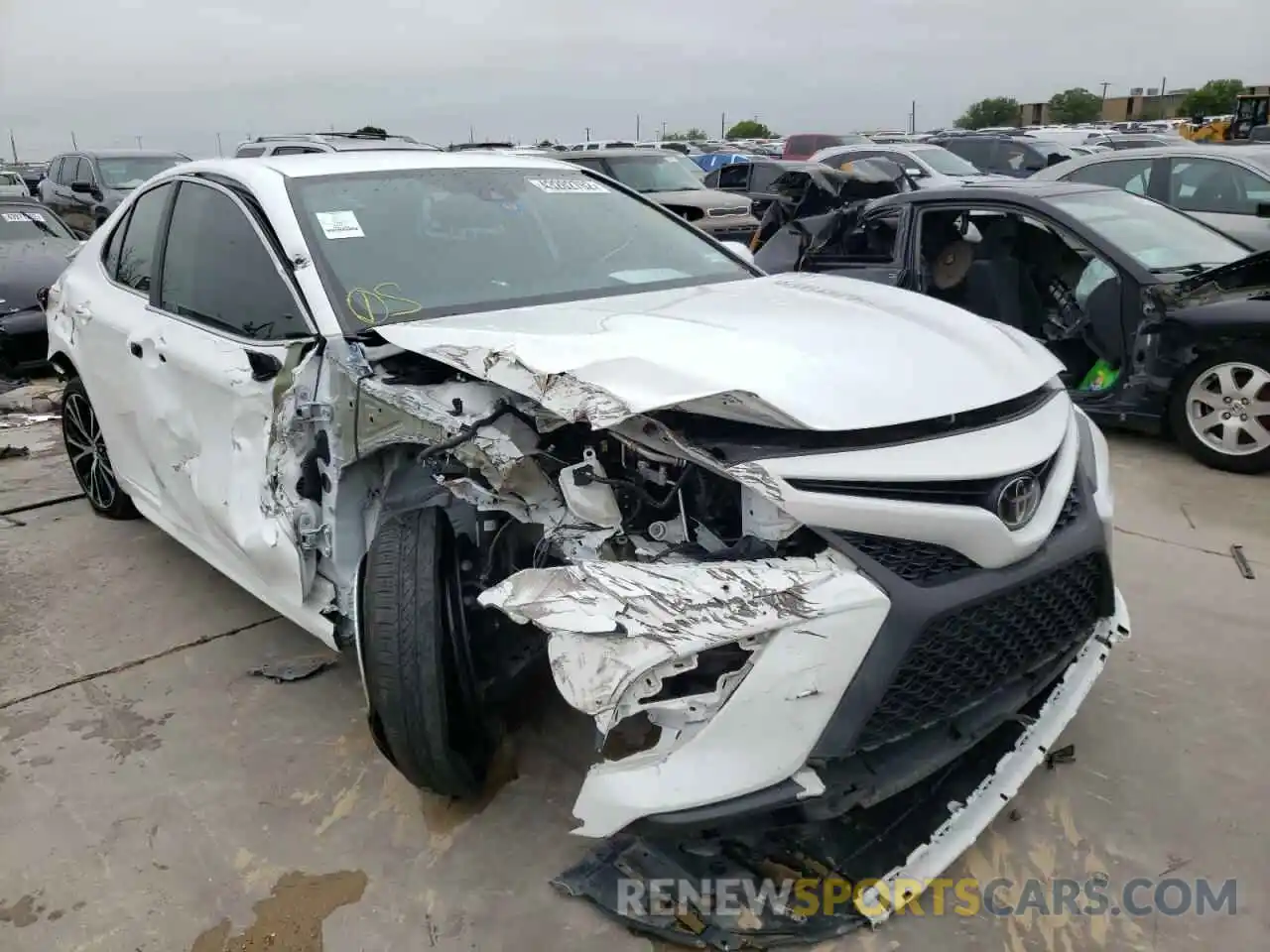 1 Photograph of a damaged car 4T1G11AK4LU307178 TOYOTA CAMRY 2020