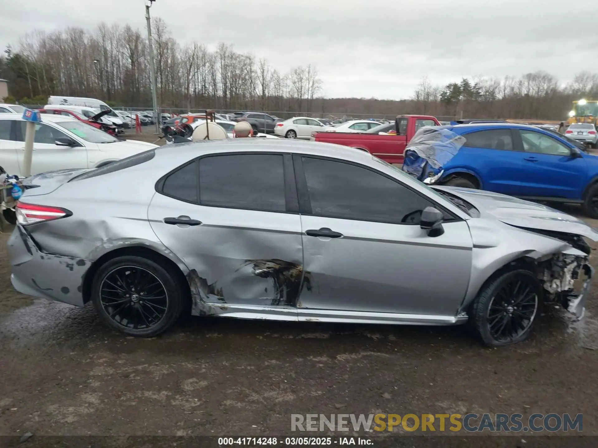 14 Photograph of a damaged car 4T1G11AK4LU323963 TOYOTA CAMRY 2020