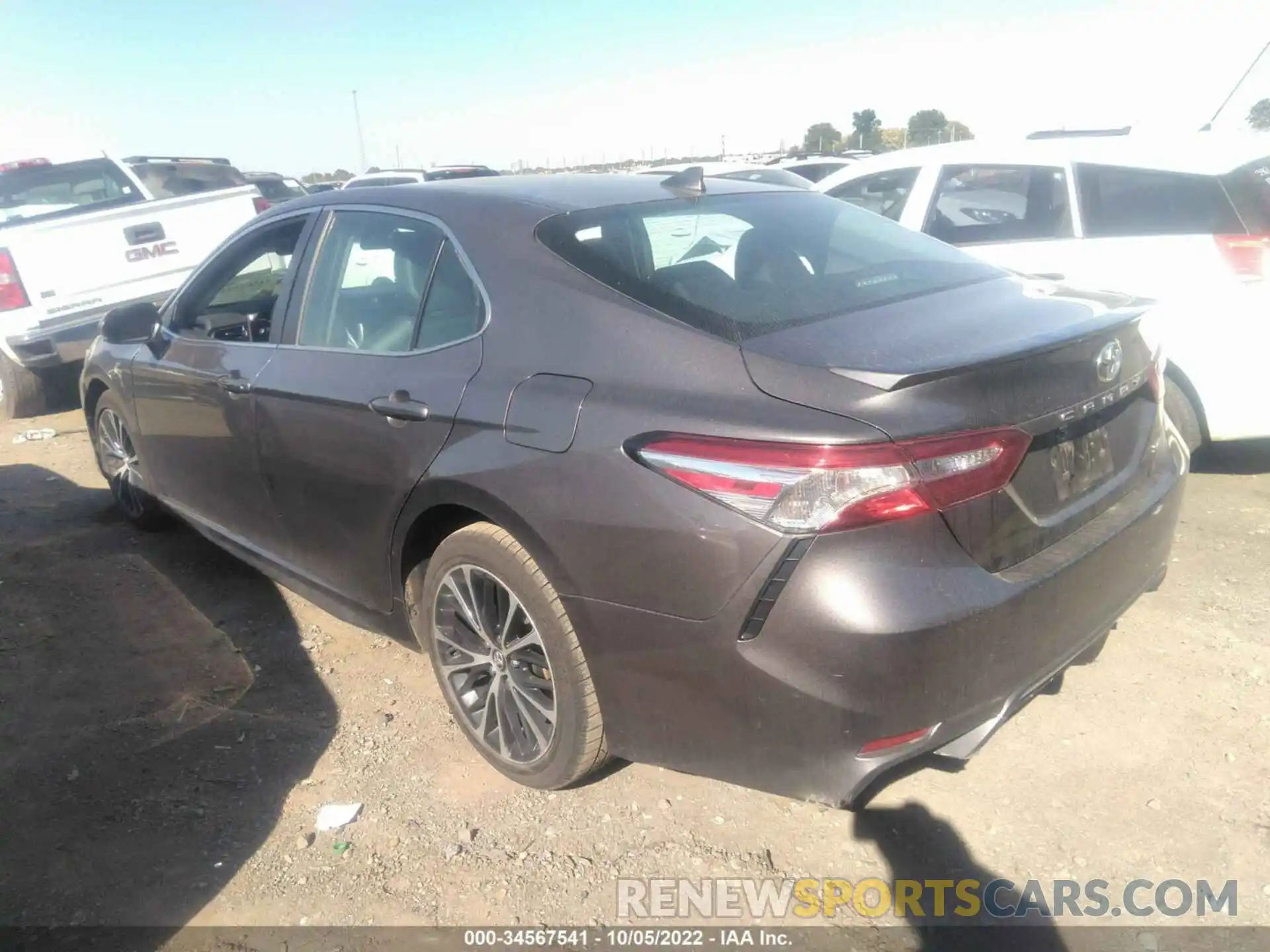 3 Photograph of a damaged car 4T1G11AK4LU328340 TOYOTA CAMRY 2020