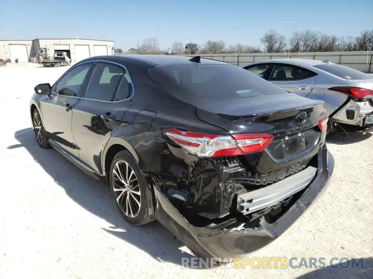 3 Photograph of a damaged car 4T1G11AK4LU334493 TOYOTA CAMRY 2020