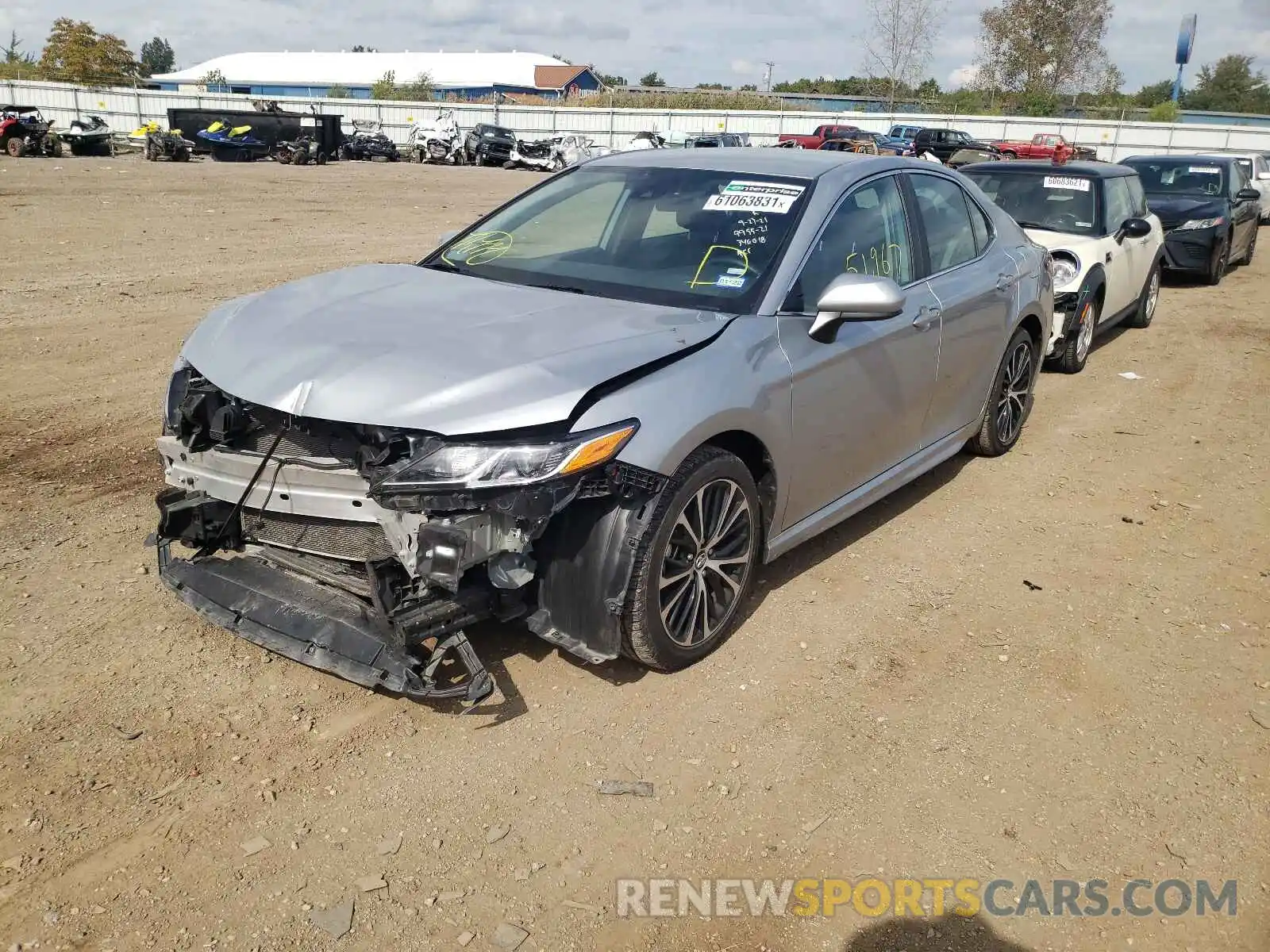 2 Photograph of a damaged car 4T1G11AK4LU340018 TOYOTA CAMRY 2020