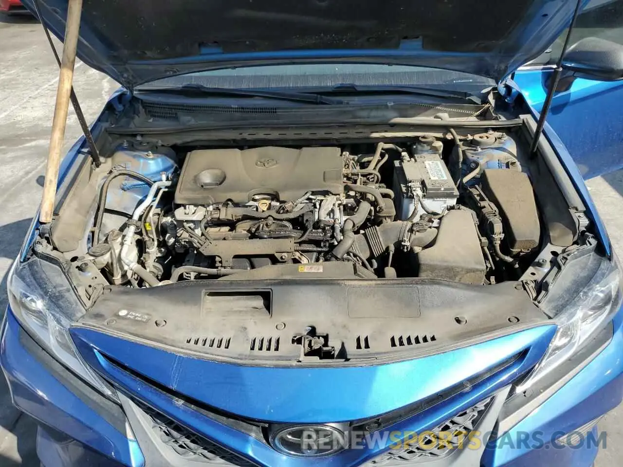 11 Photograph of a damaged car 4T1G11AK4LU342545 TOYOTA CAMRY 2020