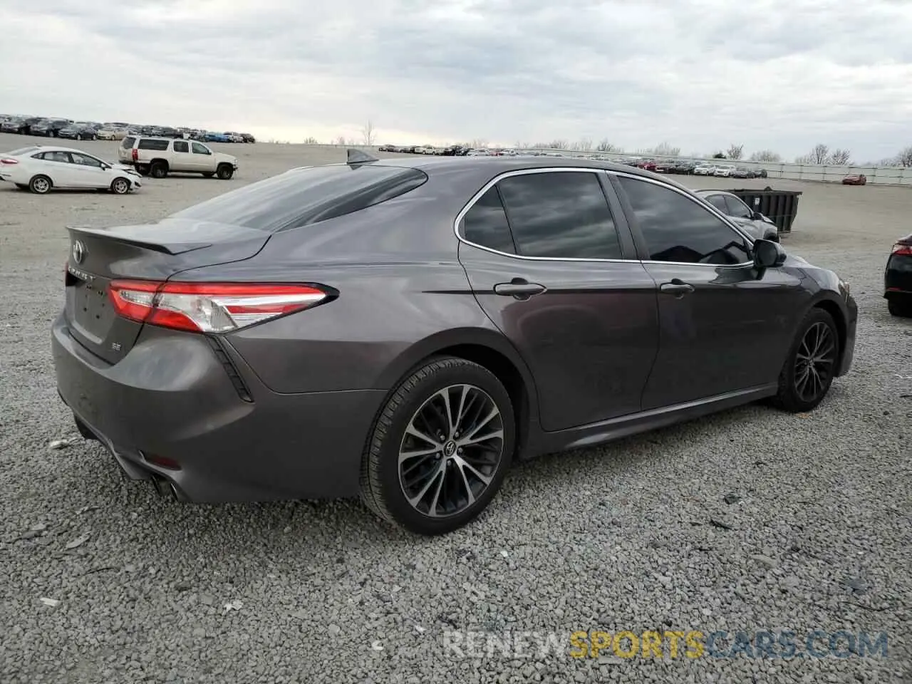 3 Photograph of a damaged car 4T1G11AK4LU343338 TOYOTA CAMRY 2020