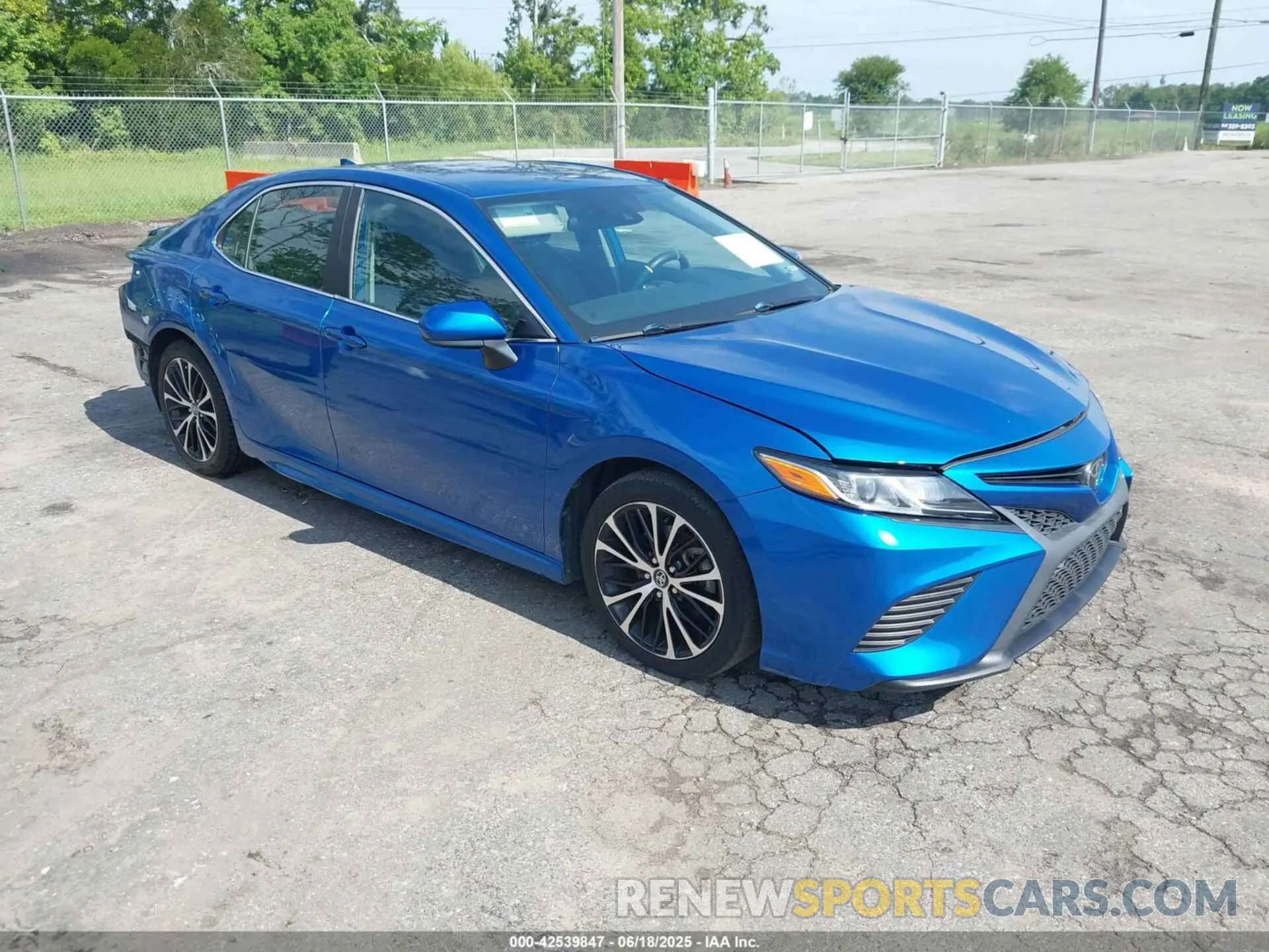 1 Photograph of a damaged car 4T1G11AK4LU343906 TOYOTA CAMRY 2020