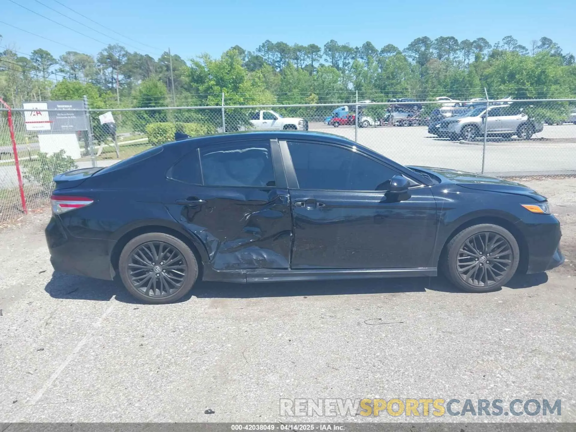 13 Photograph of a damaged car 4T1G11AK4LU344358 TOYOTA CAMRY 2020