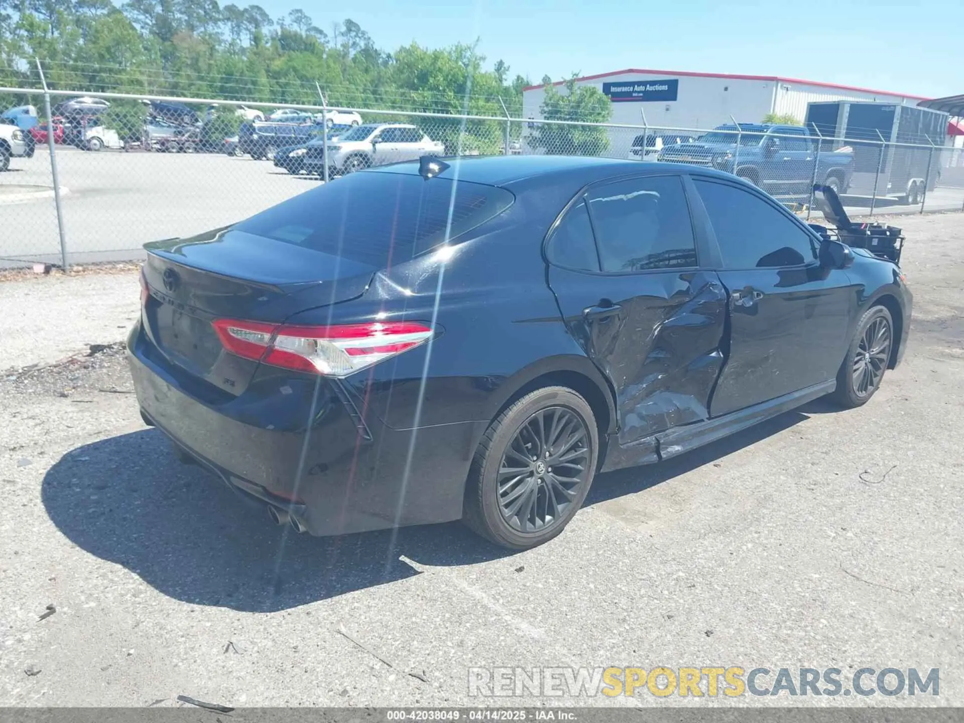 4 Photograph of a damaged car 4T1G11AK4LU344358 TOYOTA CAMRY 2020