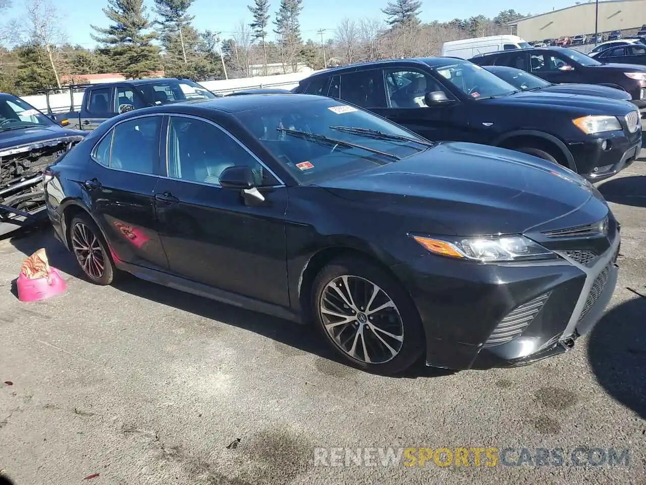 4 Photograph of a damaged car 4T1G11AK4LU344652 TOYOTA CAMRY 2020