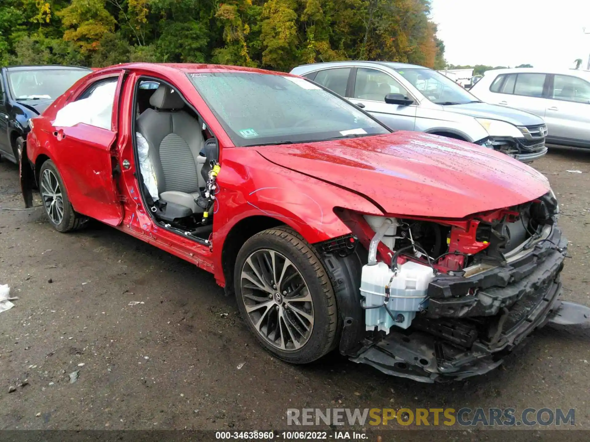 1 Photograph of a damaged car 4T1G11AK4LU347406 TOYOTA CAMRY 2020