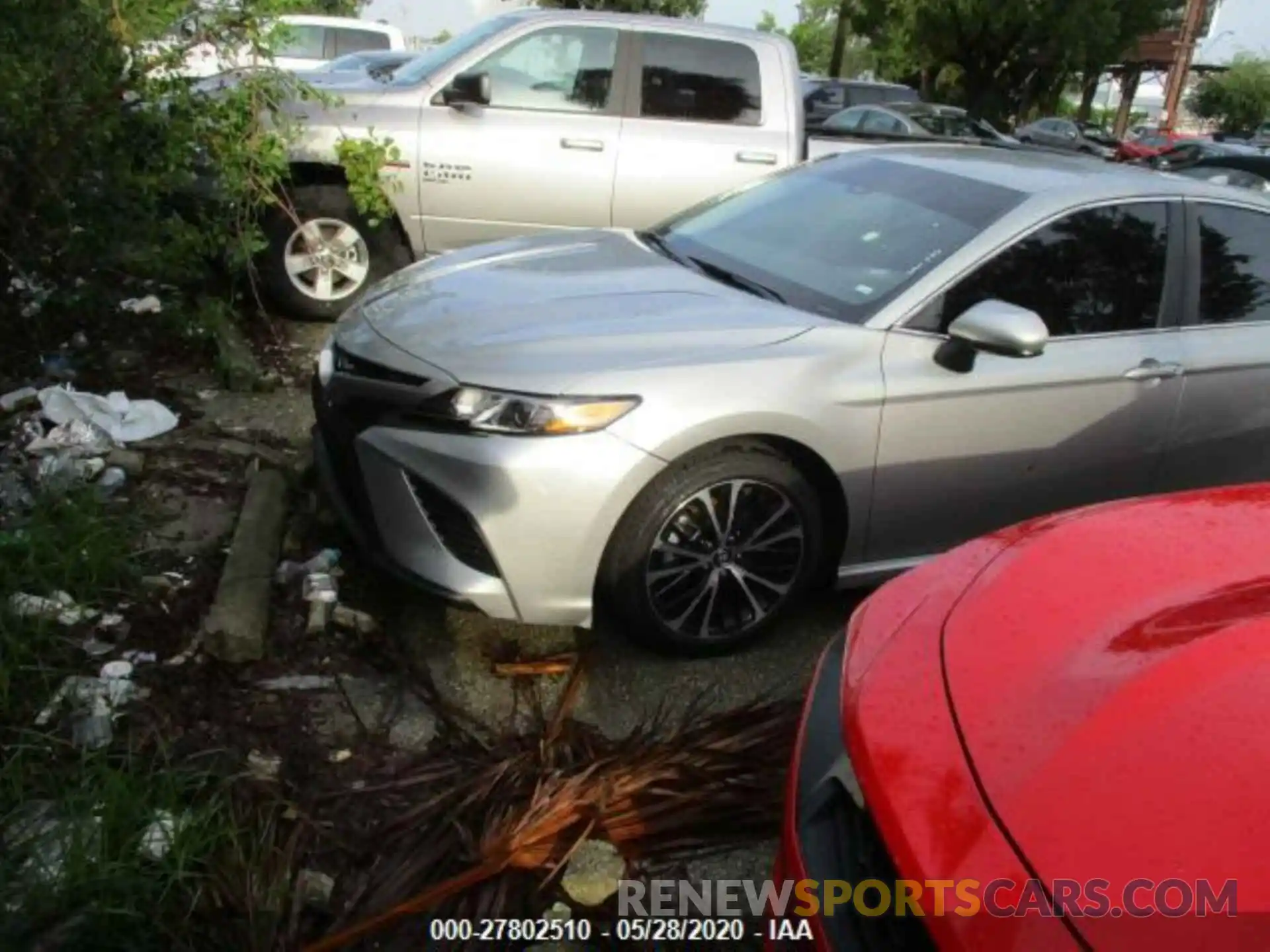 1 Photograph of a damaged car 4T1G11AK4LU347731 TOYOTA CAMRY 2020