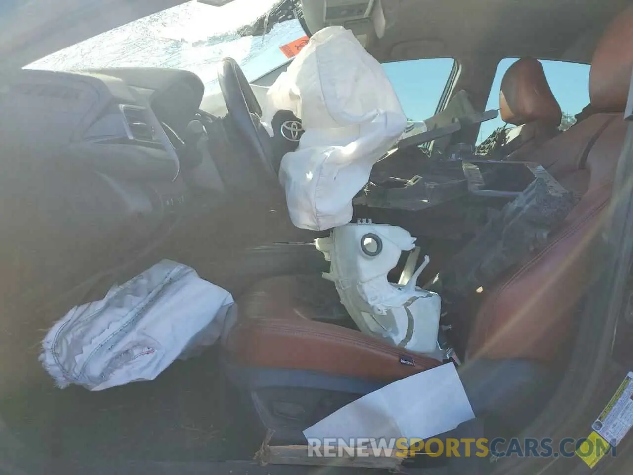 7 Photograph of a damaged car 4T1G11AK4LU348474 TOYOTA CAMRY 2020