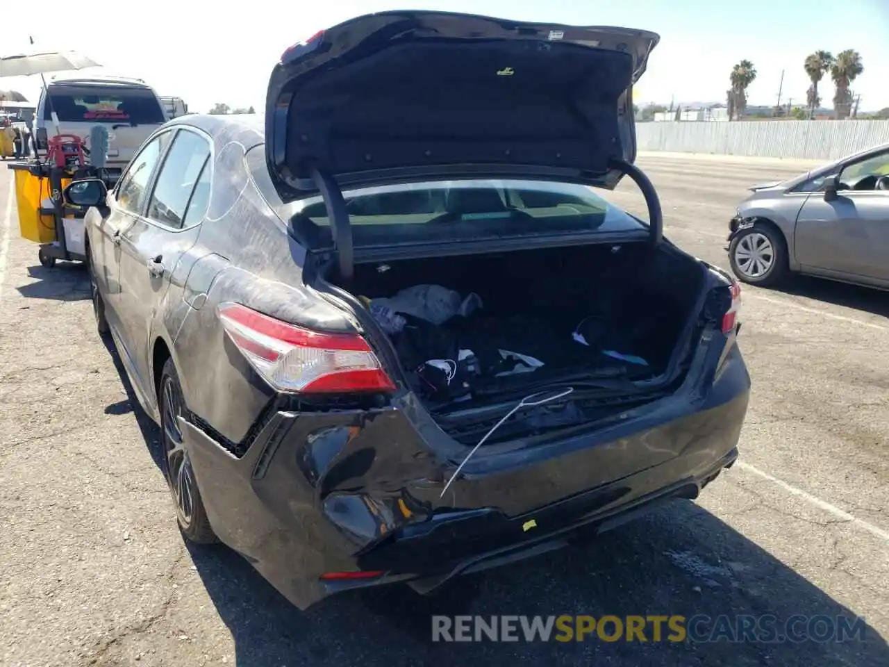 9 Photograph of a damaged car 4T1G11AK4LU351455 TOYOTA CAMRY 2020